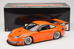 Porsche 911 996 GT3 RSR Laranja ALMS 2004 Minichamps 1:18 100046402 Metal - imagem 8 de 8