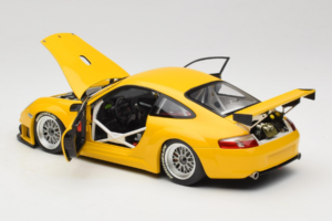Porsche 911 996 GT3 RSR Yello ALMS 2004 Minichamps 1:18 100046401 Metal - imagem 5 de 8