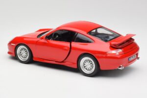 Porsche 911 996 GT3 Strasse Vermelho Bburago 1:18 30395 Metal - imagem 7 de 8