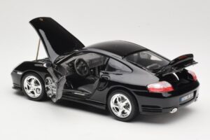 Porsche 911 996 Turbo Preto Bburago 1:18 18-12030 Metal - imagem 5 de 8