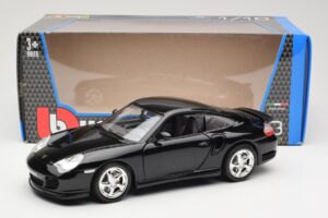 Porsche 911 996 Turbo Preto Bburago 1:18 18-12030 Metal - imagem 8 de 8