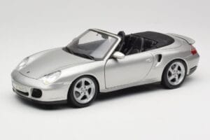 Porsche 911 996 Turbo Cabriolet Prata Maisto 1:18 31660 Metal
