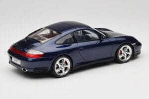 Porsche 911 996.2 Carrera 4S Azul Escuro GT Spirit 1:18 GT938 Resina - imagem 2 de 6