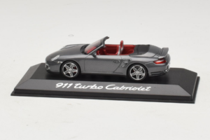 Porsche 911 997 Turbo Cabriolet Grey Metallic Minichamps 1:43 WAP02015218 Metal