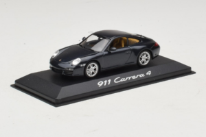 Porsche 911 997 Carrera 4 Dark Blue Metallic Minichamps 1:43 WAP02001518 Metal - imagem 2 de 4