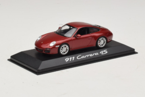Porsche 911 997 Carrera 4S Vermelho Minichamps 1:43 WAP02001718 Metal - imagem 2 de 4
