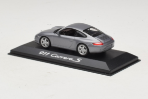Porsche 911 997 Carrera S Grey Metallic Minichamps 1:43 WAP02011615-P1 Metal - imagem 3 de 4