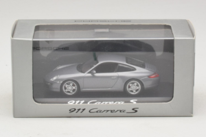Porsche 911 997 Carrera S Grey Metallic Minichamps 1:43 WAP02011615-P1 Metal - imagem 4 de 4