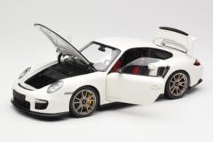 Porsche 911 997 GT2 RS Branco Minichamps 1:18 100069400 Metal - imagem 2 de 8