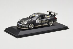 Porsche 911 997 GT3 Cup #89 Porsche Design Supercup VIP Car 2007 Minichamps 1:43 WAP02013817 Metal - imagem 2 de 4