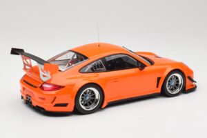Porsche 911 997 GT3 R Street Laranja Minichamps 1:18 151108901 Metal - imagem 2 de 6
