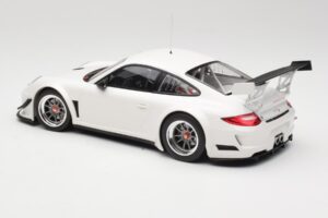 Porsche 911 997 GT3 R Street Branco Minichamps 1:18 151108900 Metal - imagem 5 de 6