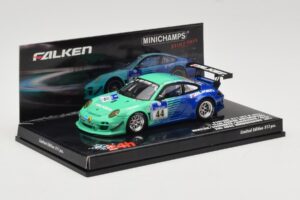 Porsche 911 997 GT3 R #44 Team Falken S. Henzler / P. Dumbreck / M. Ragginger / S. Asch 24 Hours Nurburgring 2011 Minichamps  - imagem 2 de 4