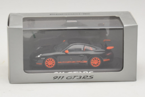 Porsche 911 997 GT3 RS Preto Laranja Minichamps 1:43 WAP02012817 Metal - imagem 4 de 4