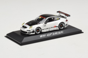 Porsche 911 997 GT3 RS Branco Minichamps 1:43 WAP0203018 Metal - imagem 2 de 4