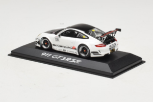 Porsche 911 997 GT3 RS Branco Minichamps 1:43 WAP0203018 Metal - imagem 3 de 4