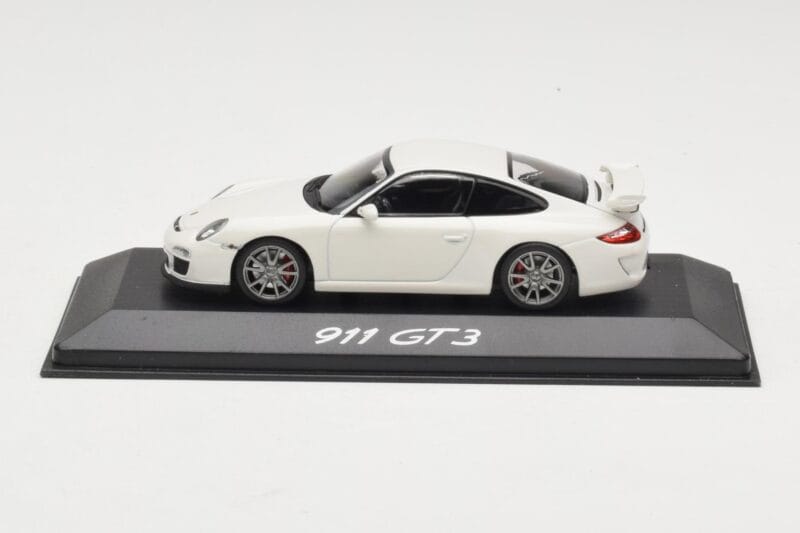 Porsche 911 997 GT3 Branco Minichamps 1:43 WAP0202080C Metal