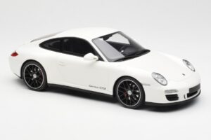 Porsche 911 997 GTS Branco GT Spirit 1:18 GT287 Resina - imagem 4 de 6