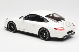 Porsche 911 997 GTS Branco GT Spirit 1:18 GT287 Resina - imagem 5 de 6