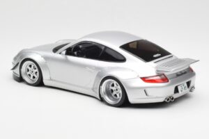 Porsche 911 997 RWB Abu Dhabi IXO 1:18 18CMC166 Metal - imagem 5 de 6