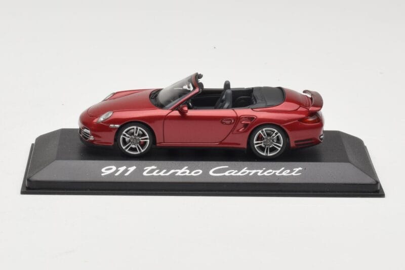Porsche 911 997 Turbo Cabriolet Vermelho Minichamps 1:43 WAP0200130A Metal