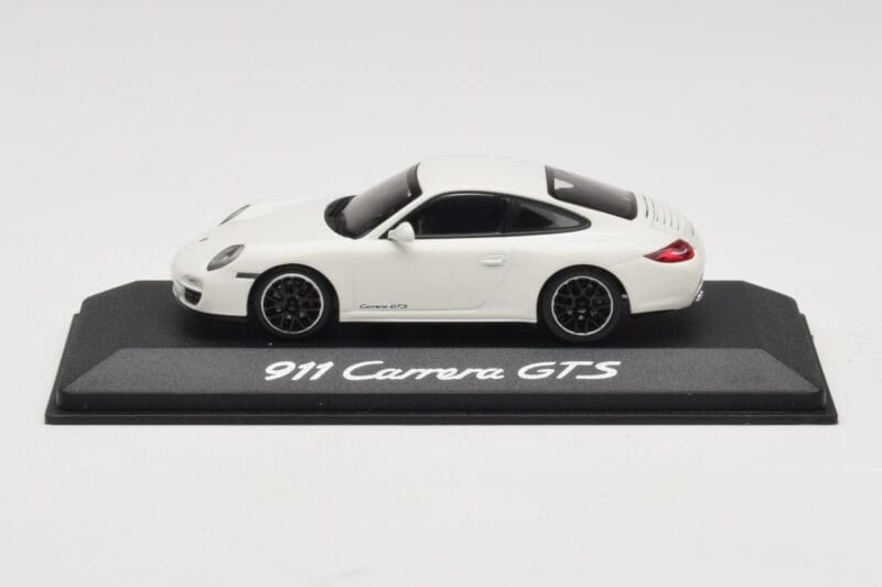 Porsche 911 997.2 Carrera GTS Branco Minichamps 1:43 WAP0200200B Metal