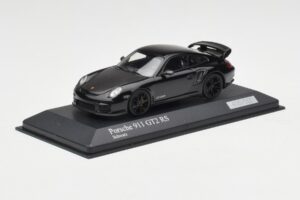 Porsche 911 997.2 GT2 RS Preto com Jantes Pretas Minichamps 1:43 400069404 Metal - imagem 2 de 4