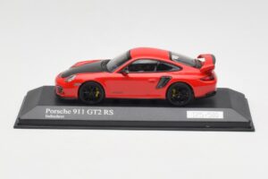 Porsche 911 997.2 GT2 RS Vermelho com Jantes Pretas Minichamps 1:43 400069407 Metal
