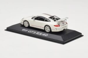 Porsche 911 997.2 GT3 RS 4.0 Branco Minichamps 1:43 WAP0200010C Metal - imagem 3 de 4