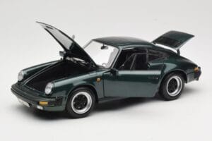Porsche 911 Carrera Green Metallic Minichamps 1:18 100063022 Metal - imagem 2 de 8