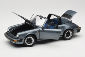 Porsche 911 SC Prateado Minichamps 1:18 100063060 Metal - imagem 2 de 8