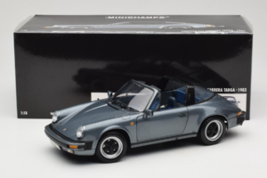 Porsche 911 SC Prateado Minichamps 1:18 100063060 Metal - imagem 8 de 8