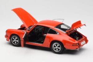 Porsche 911 Carrera RS 2.7 Laranja AUTOart 1:18 78057 Metal - imagem 5 de 8