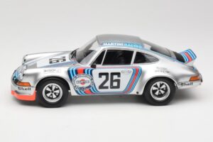 Porsche 911 Carrera RSR Group 4 GT #26 Martini Racing H. Muller / G. van Lennep GT Class Winner 1000 km Dijon 1973 Minichamps - imagem 3 de 6