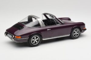 Porsche 911 E Targa Roxo Norev 1:18 187644 Metal - imagem 3 de 7