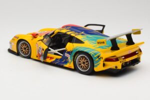 Porsche 911 GT1 #1 D. Rohr / R. Pilgrim / A. McNish 1997 UT Models 1:18 39724 Metal - imagem 5 de 8