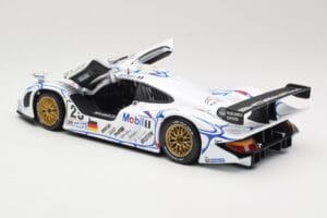 Porsche 911 GT1 #25 Porsche AG U. Alzen / J. Muller / B. Wollek 24 Hours of Le Mans 1998 Maisto 1:18 56052 Metal - imagem 5 de 8