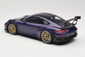 Porsche 911 GT2 RS 991.2 Ultraviolet GT Spirit 1:18 GT926 Resina - imagem 5 de 6