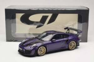 Porsche 911 GT2 RS 991.2 Ultraviolet GT Spirit 1:18 GT926 Resina - imagem 6 de 6