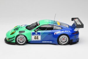 Porsche 911 GT3 R #44 Falken Motorsport W. Henzler / P. Dumbreck NBR 2016 Minichamps 1:18 155166044 Metal - imagem 3 de 6