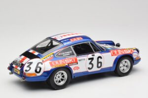 Porsche 911 S #36 B. Waldegard / C. Cheneviere 24 Hours of Le Mans 1971 Minichamps 1:18 107716836 Resina - imagem 2 de 6