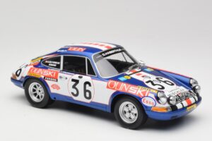 Porsche 911 S #36 B. Waldegard / C. Cheneviere 24 Hours of Le Mans 1971 Minichamps 1:18 107716836 Resina - imagem 4 de 6