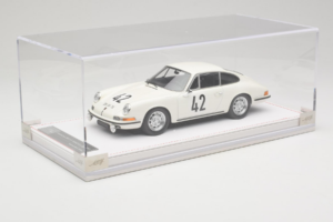 Porsche 911 S #42 R. Buchet / H. Linge Auguste Veuillet 24 Hours of Le Mans Class Winner 1967 IVY 1:18 REMC006 Resina - imagem 2 de 6