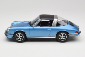Porsche 911 S Targa Blue Metallic Norev 1:18 187646 Metal - imagem 4 de 8