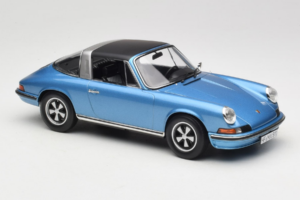 Porsche 911 S Targa Blue Metallic Norev 1:18 187646 Metal - imagem 5 de 8