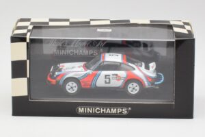 Porsche 911 SC #5 Martini B. Waldegaard / H. Thorszelius Safari Rally 1978 Minichamps 1:43 400786205 Metal - imagem 4 de 4