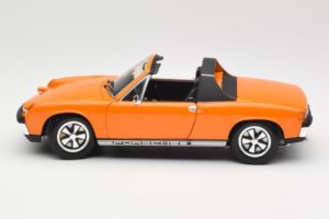 Porsche 914/6 Laranja Revell 1:18 08864 Metal - imagem 4 de 8
