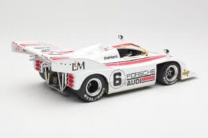 Porsche 917/10 #6 Team Penske M. Donohue 2nd Place Can-Am Mosport 1972 Minichamps 1:18 153726506 Metal - imagem 2 de 6
