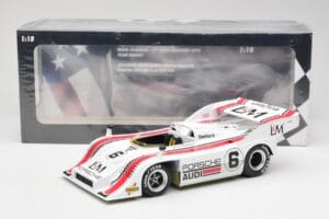 Porsche 917/10 #6 Team Penske M. Donohue 2nd Place Can-Am Mosport 1972 Minichamps 1:18 153726506 Metal - imagem 6 de 6