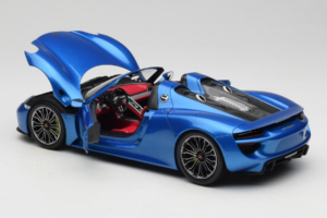 Porsche 918 Spyder Blue Metallic Minichamps 1:18 110062432 Metal - imagem 5 de 8